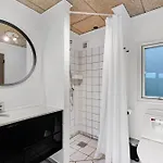 Beautiful In With Sauna, Swimming Pool And Wifi Holiday home *