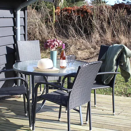 Beautiful In With Sauna, Swimming Pool And Wifi